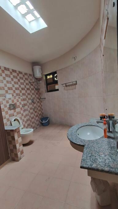 Basti House - Boutique Homestay Лакнау Екстериор снимка