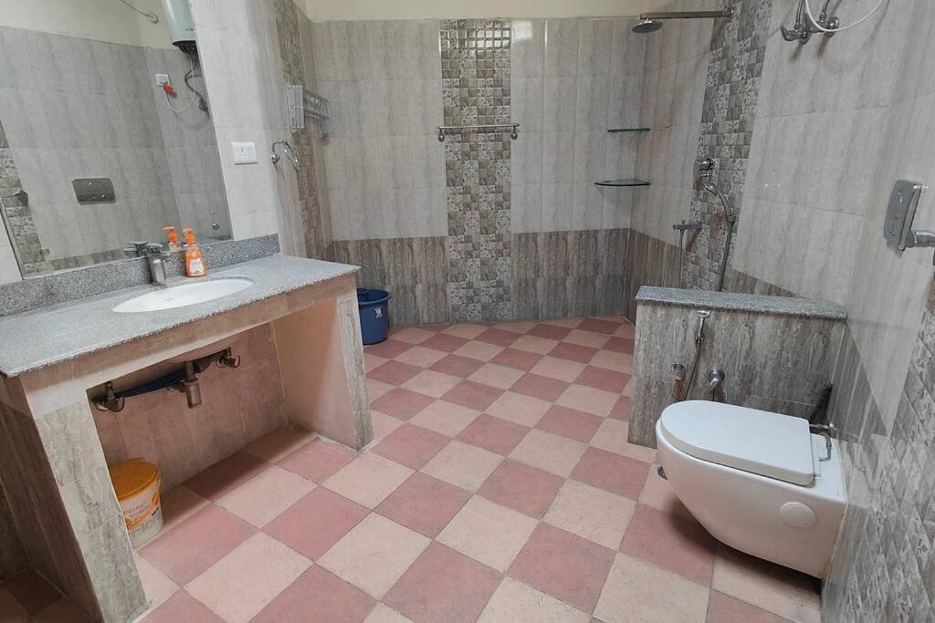 Basti House - Boutique Homestay Лакнау Екстериор снимка