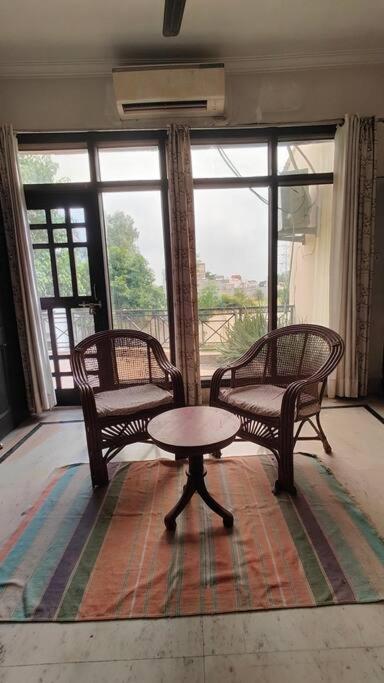 Basti House - Boutique Homestay Лакнау Екстериор снимка